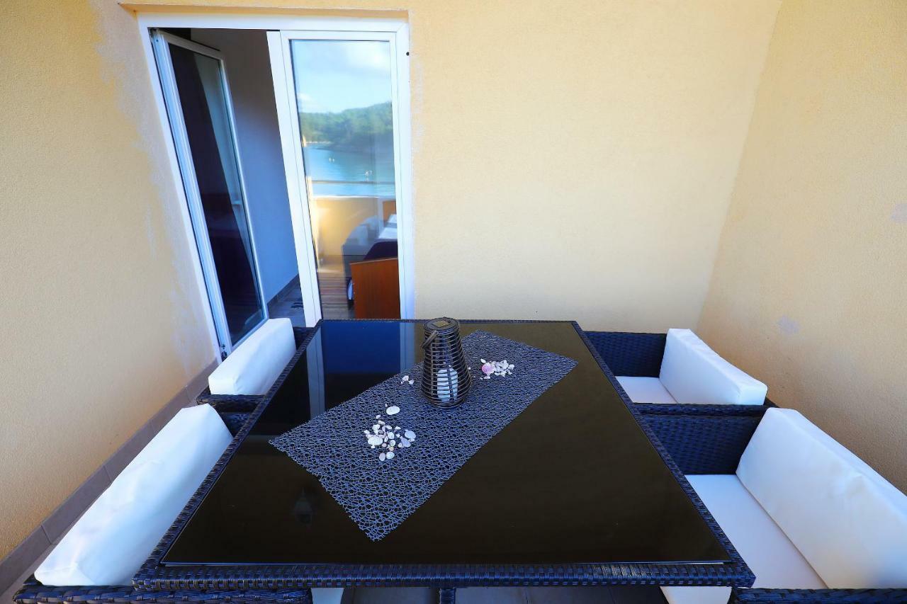 Apartments Savar - Ilo Brbinj Dış mekan fotoğraf